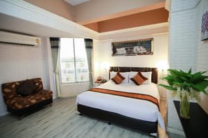 thumbnail: Room
