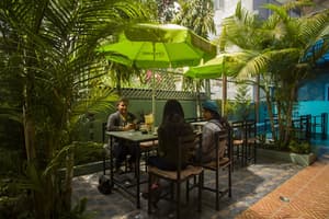 thumbnail: Restaurant-cafeteria