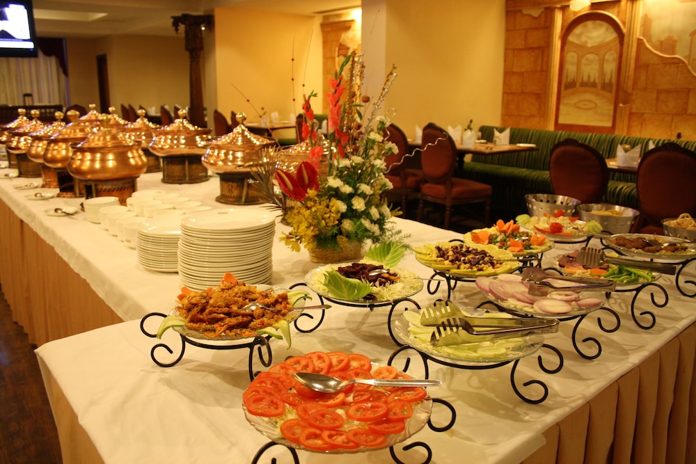 Food court