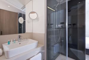 thumbnail: Bathroom