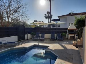 thumbnail: Exterior