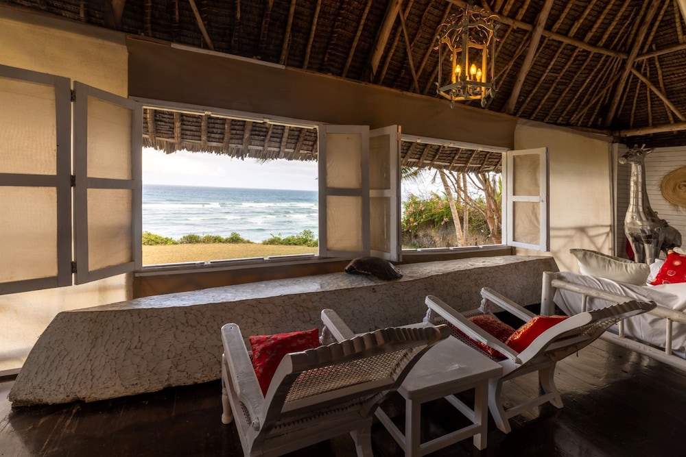 Beach/ocean view