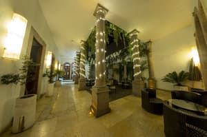 thumbnail: Hallway