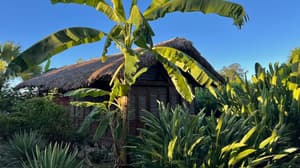 thumbnail: Front of property