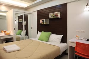 thumbnail: Room