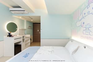 thumbnail: Room