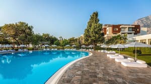 thumbnail: Outdoor pool