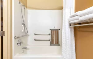 thumbnail: Bathroom