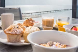 thumbnail: Breakfast area