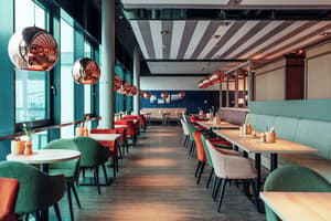 thumbnail: Restaurant