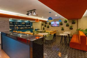 thumbnail: Restaurant