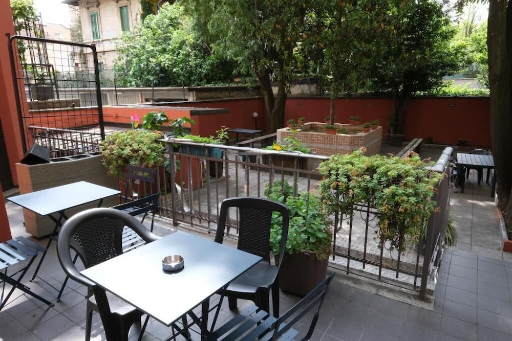Restaurant-cafeteria