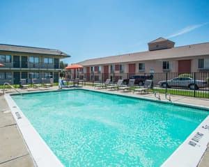 thumbnail: Pool