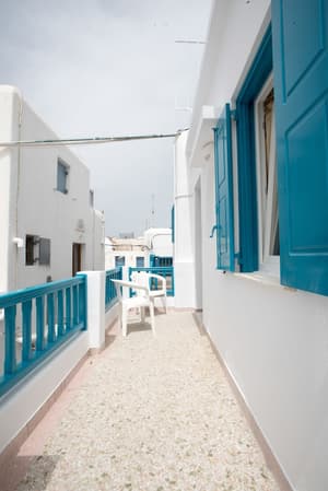 thumbnail: Exterior