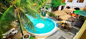 thumbnail: Outdoor pool