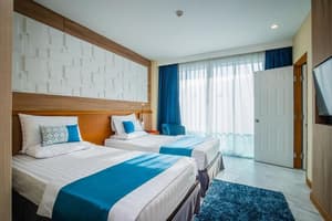 thumbnail: Room