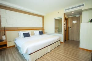 thumbnail: Room