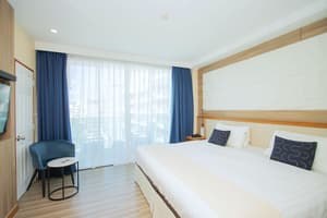 thumbnail: Room