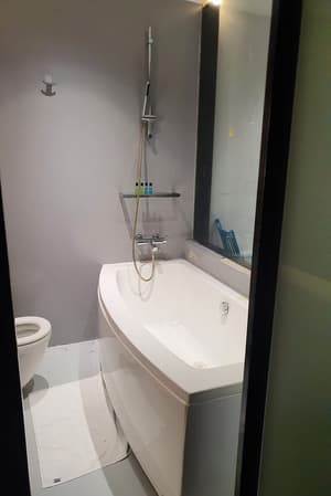 thumbnail: Bathroom