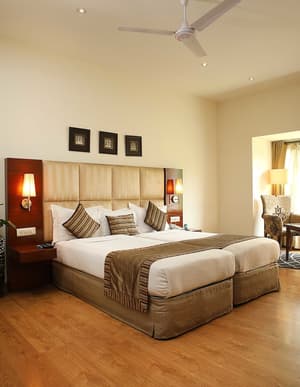 thumbnail: Interior