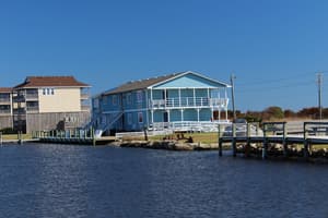 thumbnail: Property grounds