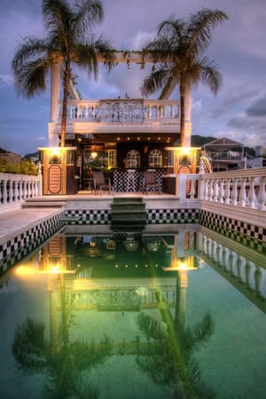 thumbnail: Exterior