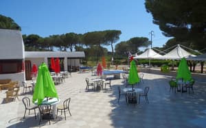 thumbnail: Terrace/patio