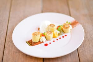 thumbnail: Dining