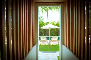thumbnail: Interior detail