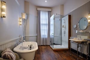 thumbnail: Bathroom