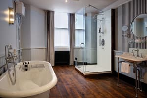 thumbnail: Bathroom