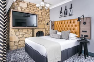 thumbnail: Room