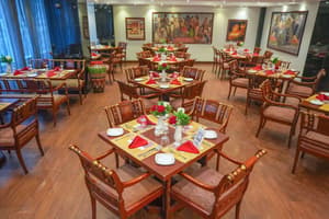 thumbnail: Restaurant