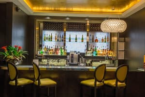 thumbnail: Bar (on property)