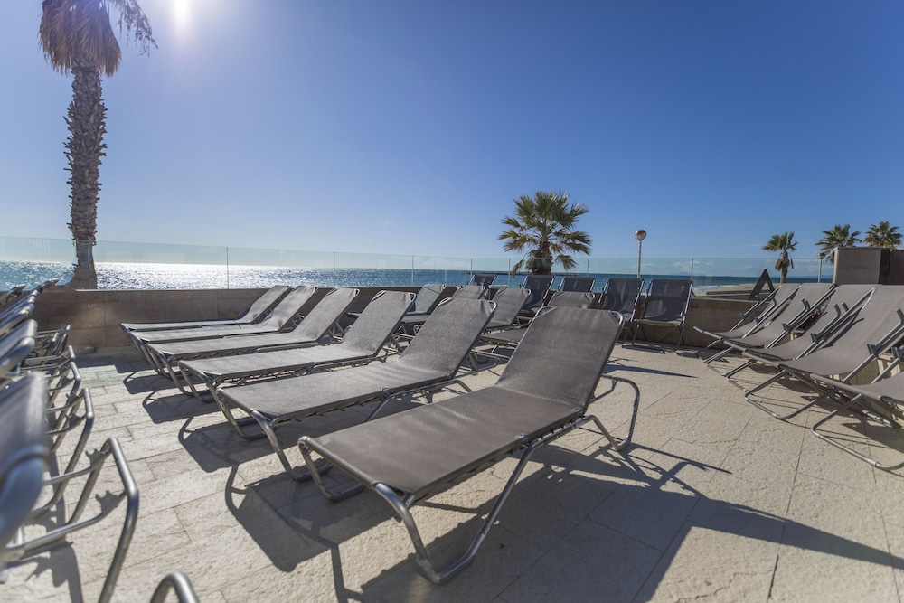 Sundeck