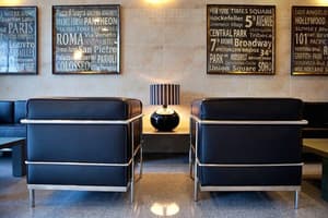 thumbnail: Bar (on property)