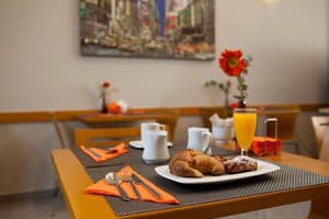 thumbnail: Restaurant