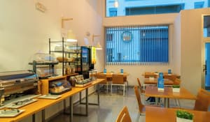 thumbnail: Breakfast area