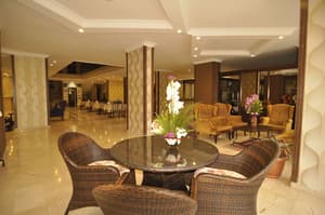thumbnail: Lobby sitting area