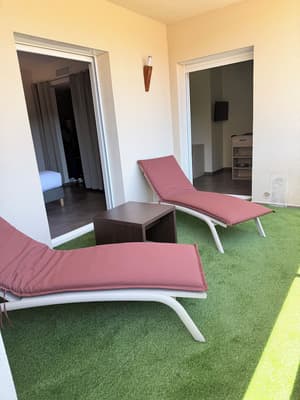 thumbnail: Terrace/patio