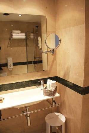 thumbnail: Bathroom