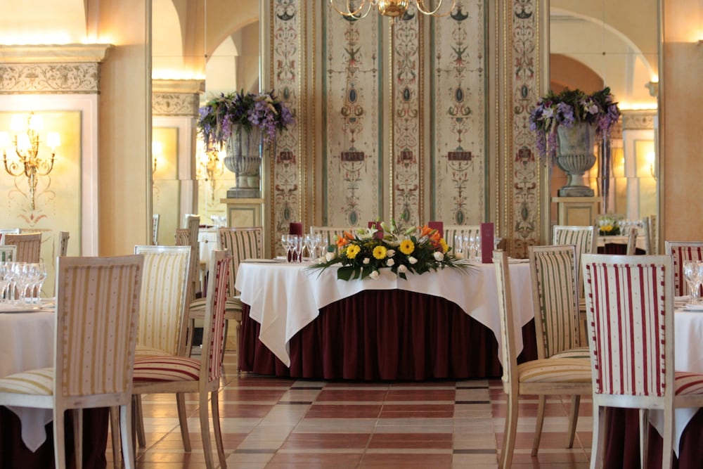 Restaurant-cafeteria