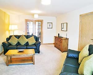 Woodland Mews 4