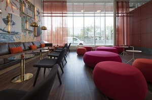 thumbnail: Lobby sitting area