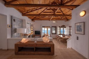 thumbnail: Living area