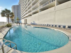 thumbnail: Outdoor pool