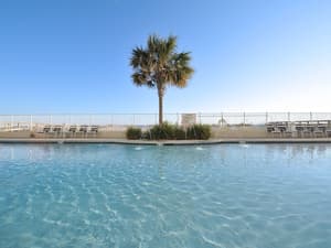 thumbnail: Outdoor pool