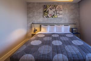 thumbnail: Interior