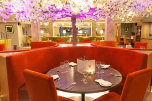 thumbnail: Restaurant