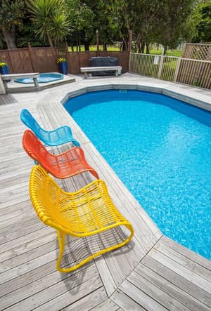 thumbnail: Pool